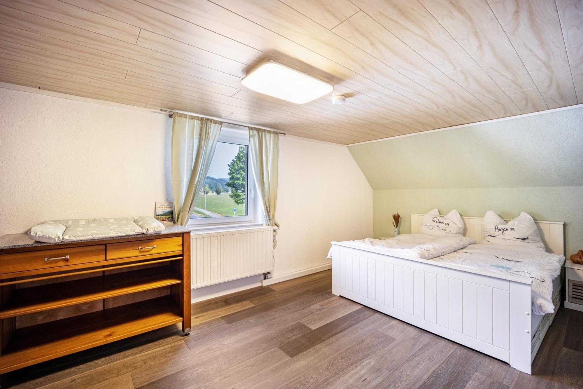 Salty Sol Apartment ลอยท์เคียร์ช อิม อัลล์กอย ภายนอก รูปภาพ